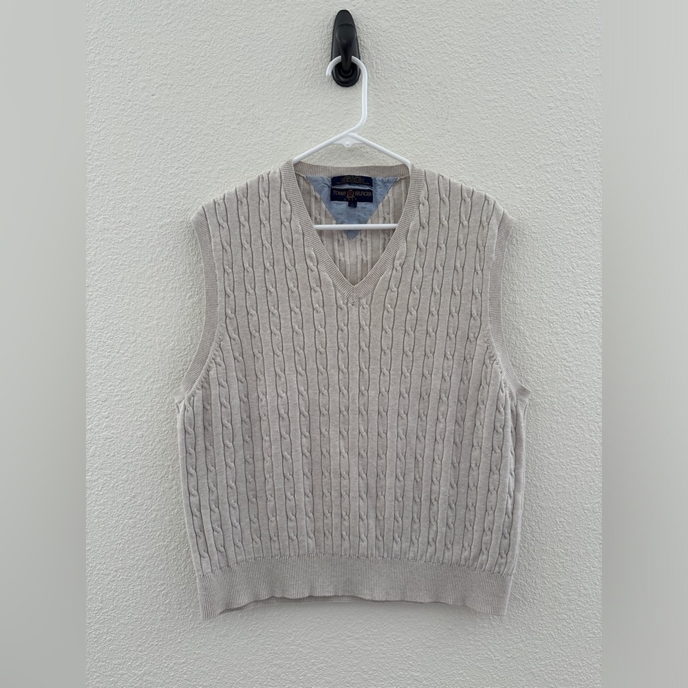 Tommy Hilfiger Golf Cable Knit Sweater Vest - Preppy Old Money - L